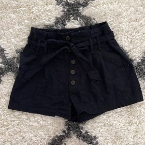 Abercrombie & Fitch paperbag shorts!